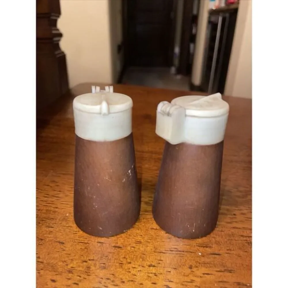 Vintage Wood‎ Salt And Pepper Shakers Made In Japan